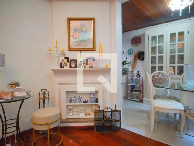 Apartamento para Venda em Porto Alegre/RS Auxiliadora 2 Quartos