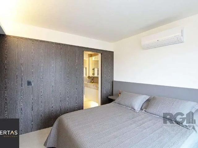 Apartamento para Venda em Porto Alegre/RS Auxiliadora 2 Quartos