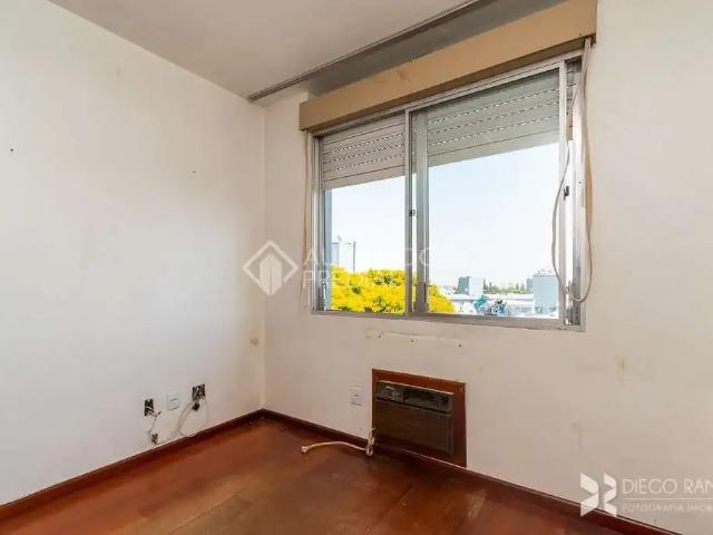 Apartamento para Venda em Porto Alegre/RS Azenha 4 Quartos
