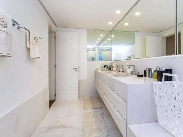 Apartamento para Venda em Porto Alegre/RS Bela Vista 3 Quartos