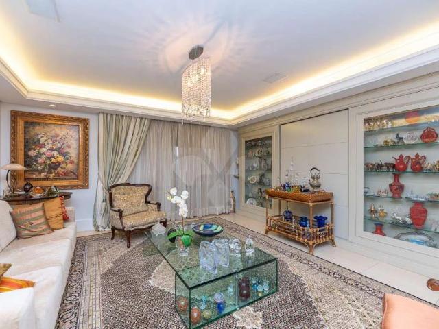 Apartamento para Venda em Porto Alegre/RS Bela Vista 4 Quartos