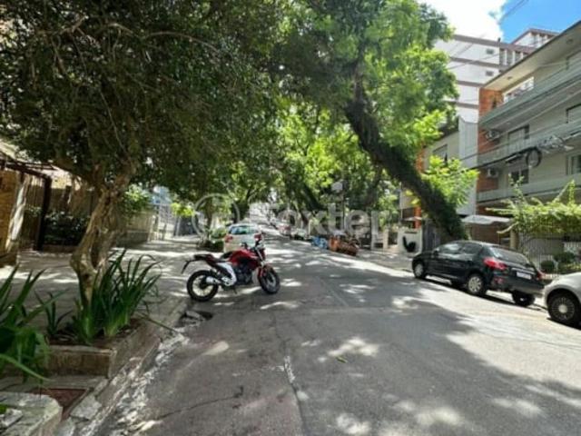 Apartamento para Venda em Porto Alegre/RS Bom Fim 3 Quartos