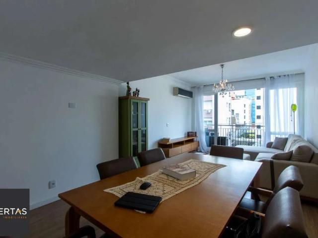 Apartamento para Venda em Porto Alegre/RS Bom Fim 3 Quartos