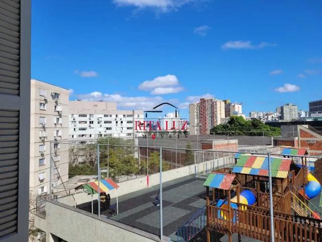 Apartamento para Venda em Porto Alegre/RS Bom Fim 3 Quartos
