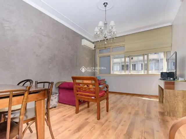 Apartamento para Venda em Porto Alegre/RS Bom Fim 3 Quartos