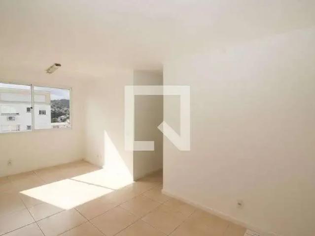 Apartamento para Venda em Porto Alegre/RS Camaquã 3 Quartos