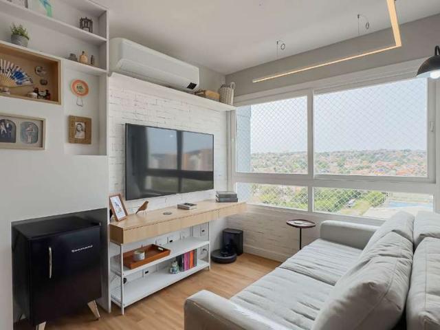 Apartamento para Venda em Porto Alegre/RS Central Parque 2 Quartos