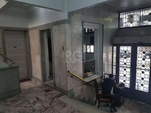 Apartamento para Venda em Porto Alegre/RS Centro Histórico 3 Quartos