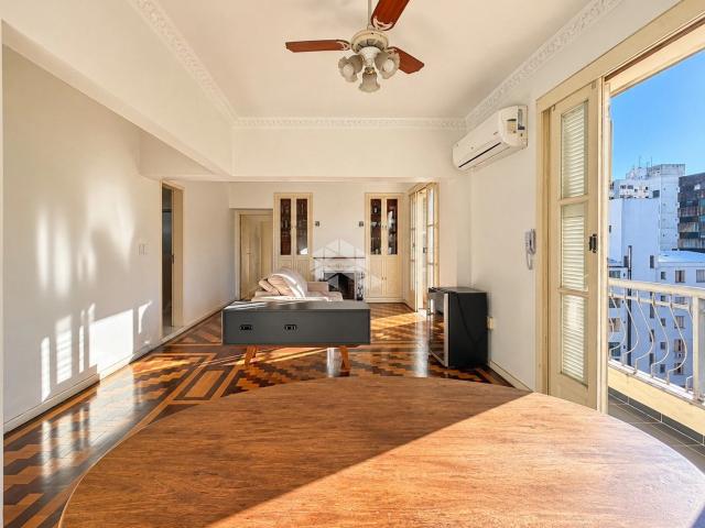 Apartamento para Venda em Porto Alegre/RS Centro Histórico 3 Quartos