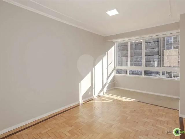 Apartamento para Venda em Porto Alegre/RS Centro Histórico 3 Quartos