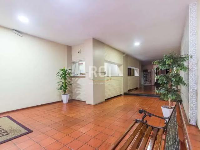 Apartamento para Venda em Porto Alegre/RS Centro Histórico 3 Quartos