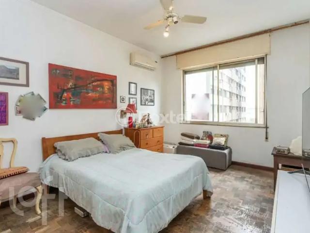 Apartamento para Venda em Porto Alegre/RS Centro Histórico 3 Quartos
