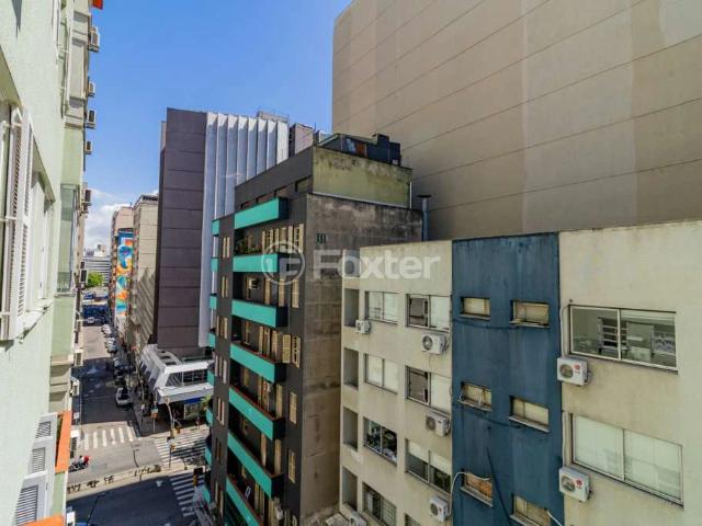 Apartamento para Venda em Porto Alegre/RS Centro Histórico 2 Quartos