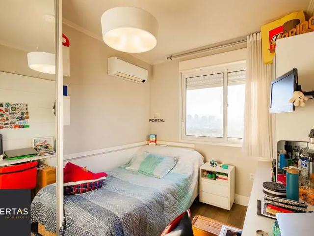 Apartamento para Venda em Porto Alegre/RS Chácara das Pedras 3 Quartos