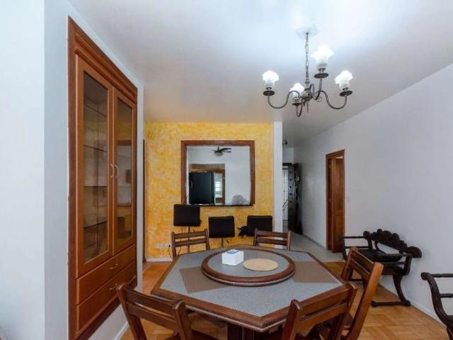 Apartamento para Venda em Porto Alegre/RS Cidade Baixa 4 Quartos