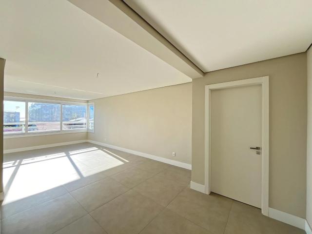 Apartamento para Venda em Porto Alegre/RS Cristal 3 Quartos