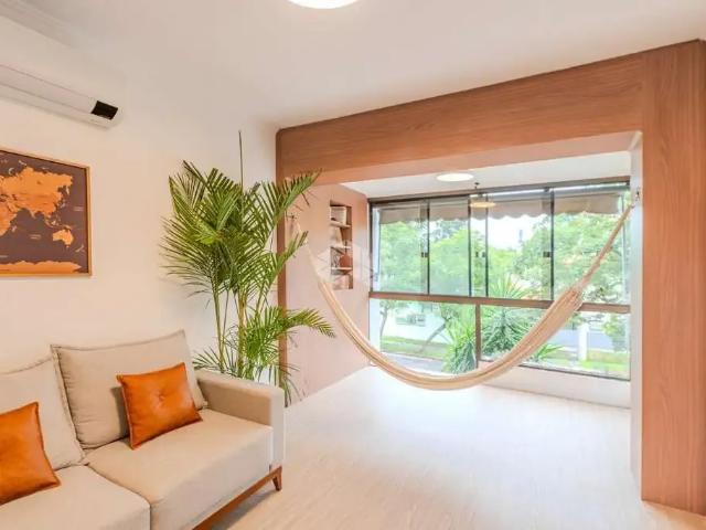Apartamento para Venda em Porto Alegre/RS Cristal 3 Quartos