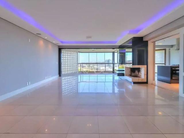 Apartamento para Venda em Porto Alegre/RS Cristal 3 Quartos