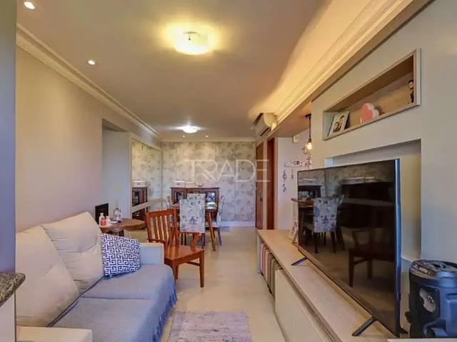 Apartamento para Venda em Porto Alegre/RS Cristal 2 Quartos