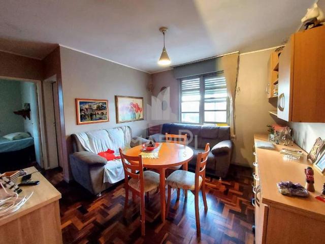 Apartamento para Venda em Porto Alegre/RS Cristal 2 Quartos