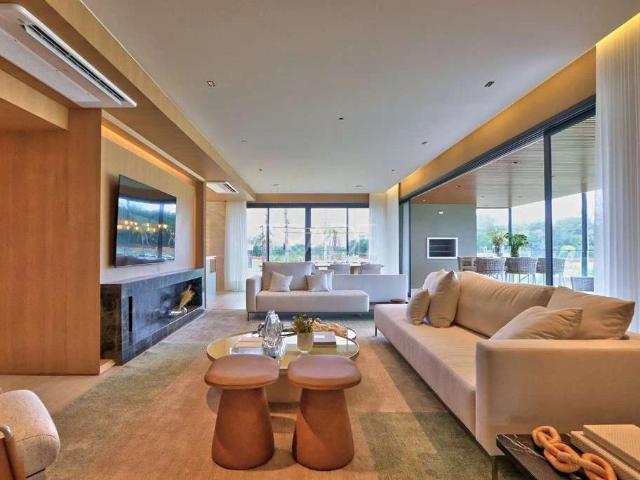 Apartamento para Venda em Porto Alegre/RS Cristal 4 Quartos