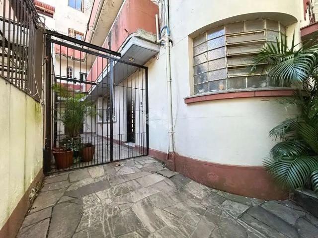 Apartamento para Venda em Porto Alegre/RS Farroupilha 14 Quartos