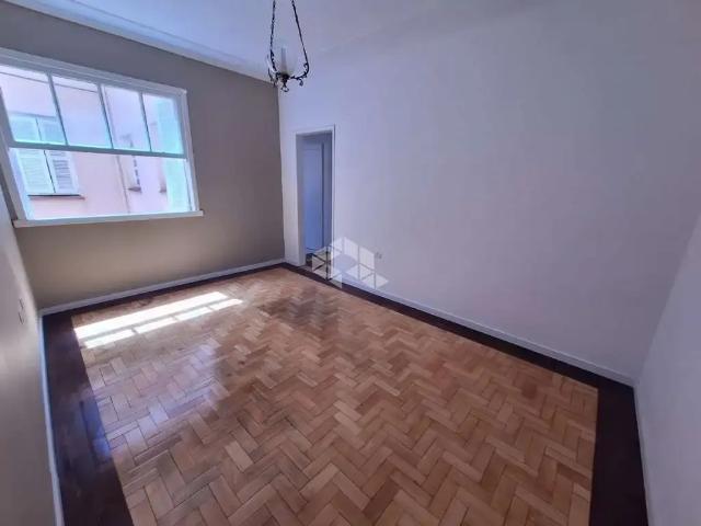 Apartamento para Venda em Porto Alegre/RS Farroupilha 2 Quartos