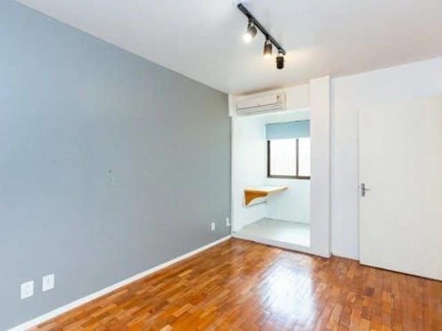 Apartamento para Venda em Porto Alegre/RS Farroupilha 2 Quartos