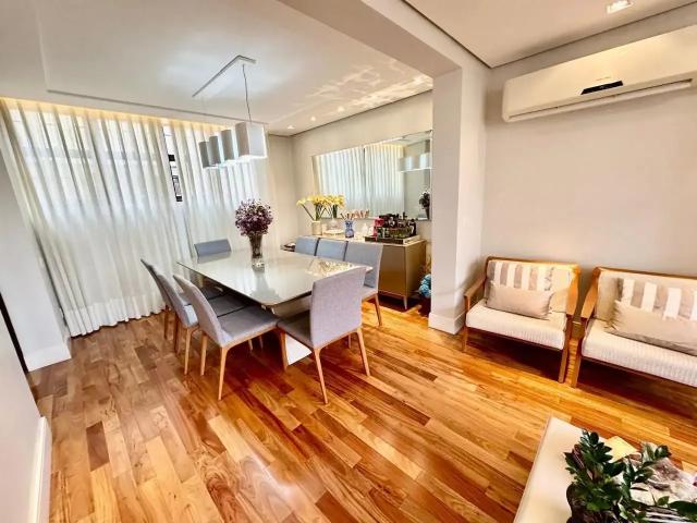 Apartamento para Venda em Porto Alegre/RS Farroupilha 3 Quartos