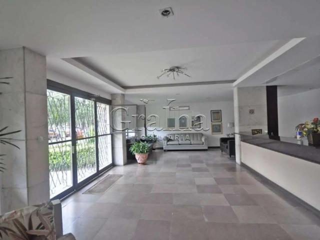 Apartamento para Venda em Porto Alegre/RS Farroupilha 3 Quartos