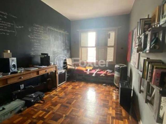 Apartamento para Venda em Porto Alegre/RS Farroupilha 3 Quartos