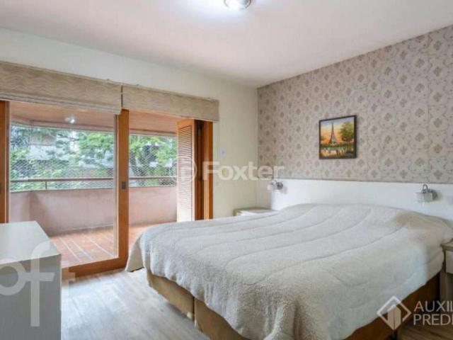 Apartamento para Venda em Porto Alegre/RS Farroupilha 3 Quartos