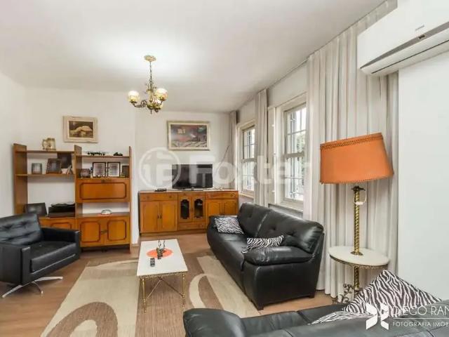 Apartamento para Venda em Porto Alegre/RS Farroupilha 4 Quartos