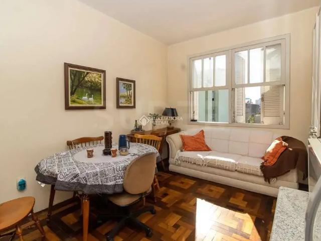 Apartamento para Venda em Porto Alegre/RS Floresta 2 Quartos