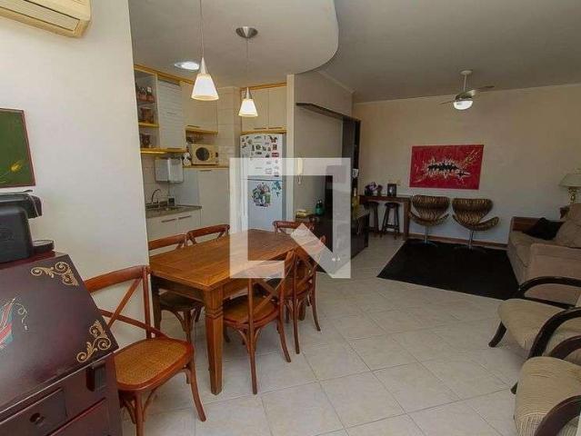 Apartamento para Venda em Porto Alegre/RS Floresta 2 Quartos