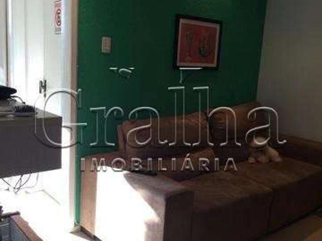 Apartamento para Venda em Porto Alegre/RS Floresta 2 Quartos