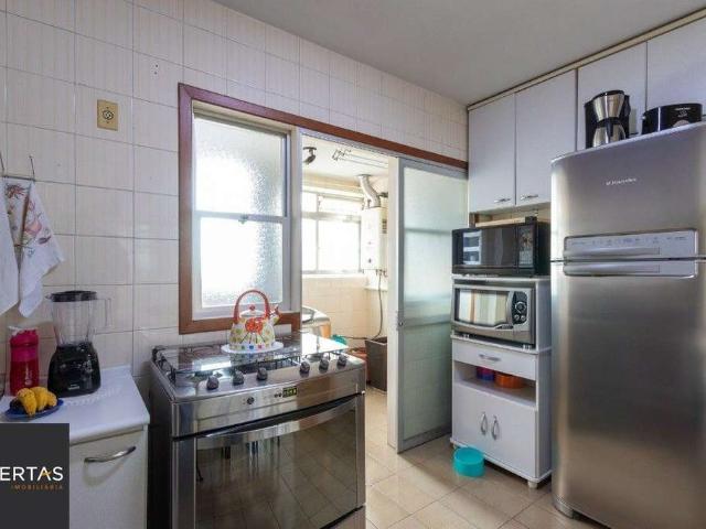 Apartamento para Venda em Porto Alegre/RS Floresta 3 Quartos