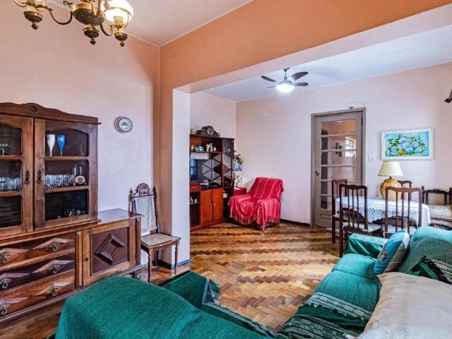 Apartamento para Venda em Porto Alegre/RS Floresta 3 Quartos