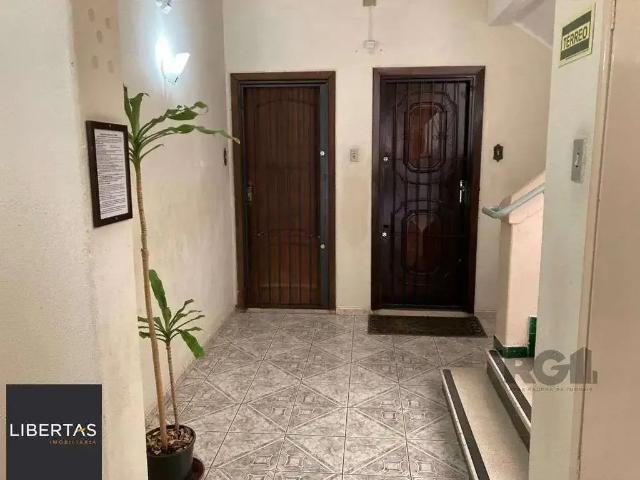 Apartamento para Venda em Porto Alegre/RS Floresta 3 Quartos