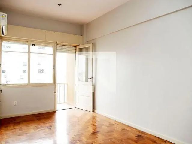 Apartamento para Venda em Porto Alegre/RS Floresta 3 Quartos