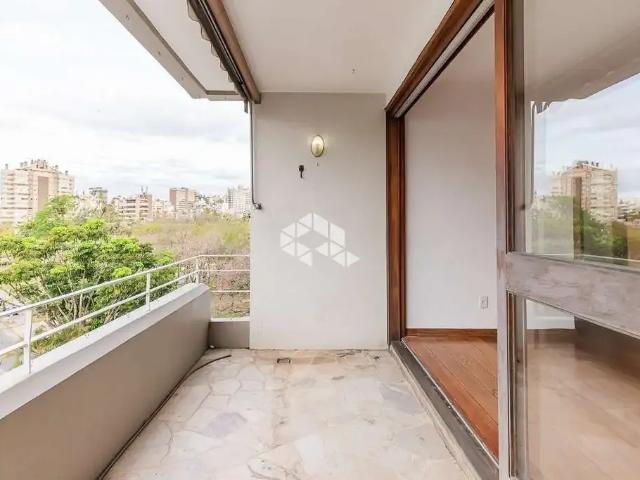 Apartamento para Venda em Porto Alegre/RS Floresta 4 Quartos