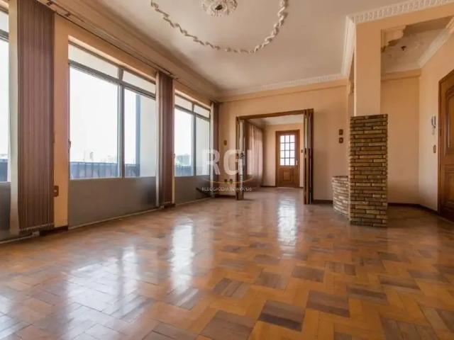 Apartamento para Venda em Porto Alegre/RS Floresta 5 Quartos