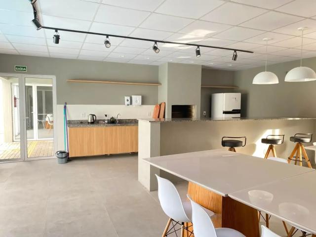 Apartamento para Venda em Porto Alegre/RS Guarujá 2 Quartos