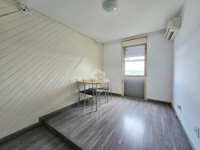 Apartamento para Venda em Porto Alegre/RS Humaitá 2 Quartos