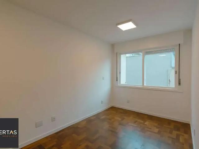 Apartamento para Venda em Porto Alegre/RS Higienópolis 2 Quartos