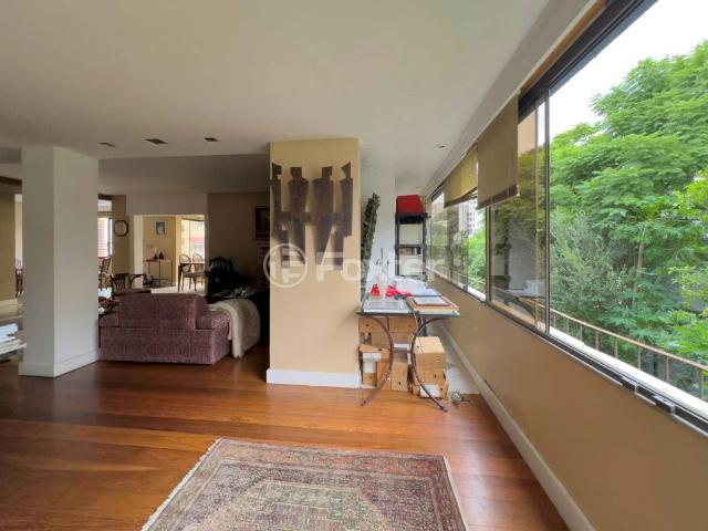 Apartamento para Venda em Porto Alegre/RS Higienópolis 3 Quartos
