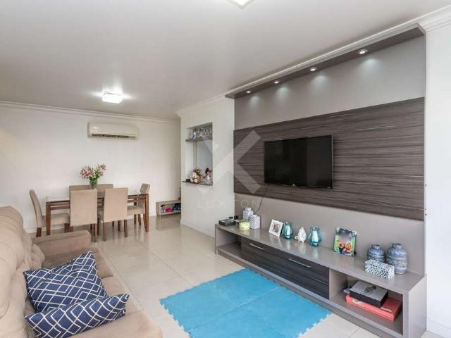 Apartamento para Venda em Porto Alegre/RS Higienópolis 3 Quartos