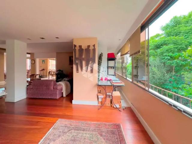 Apartamento para Venda em Porto Alegre/RS Higienópolis 3 Quartos
