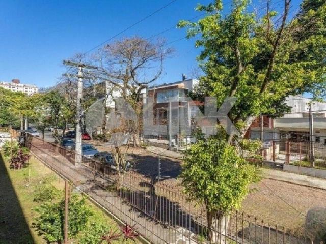 Apartamento para Venda em Porto Alegre/RS Jardim Botânico 3 Quartos