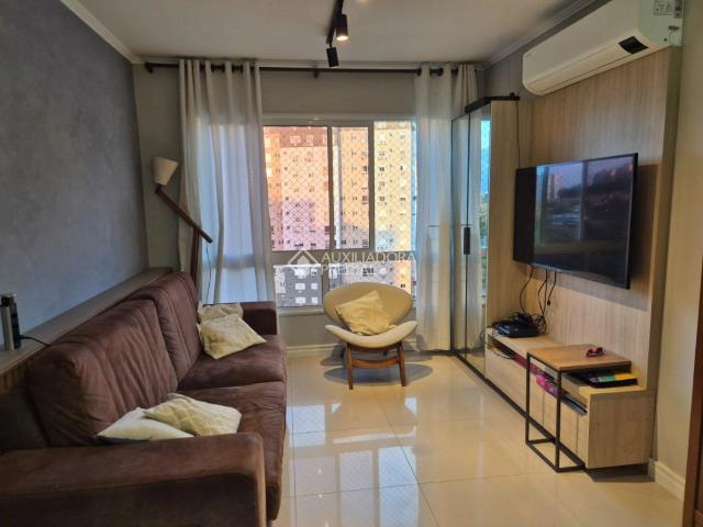 Apartamento para Venda em Porto Alegre/RS Jardim Carvalho 3 Quartos